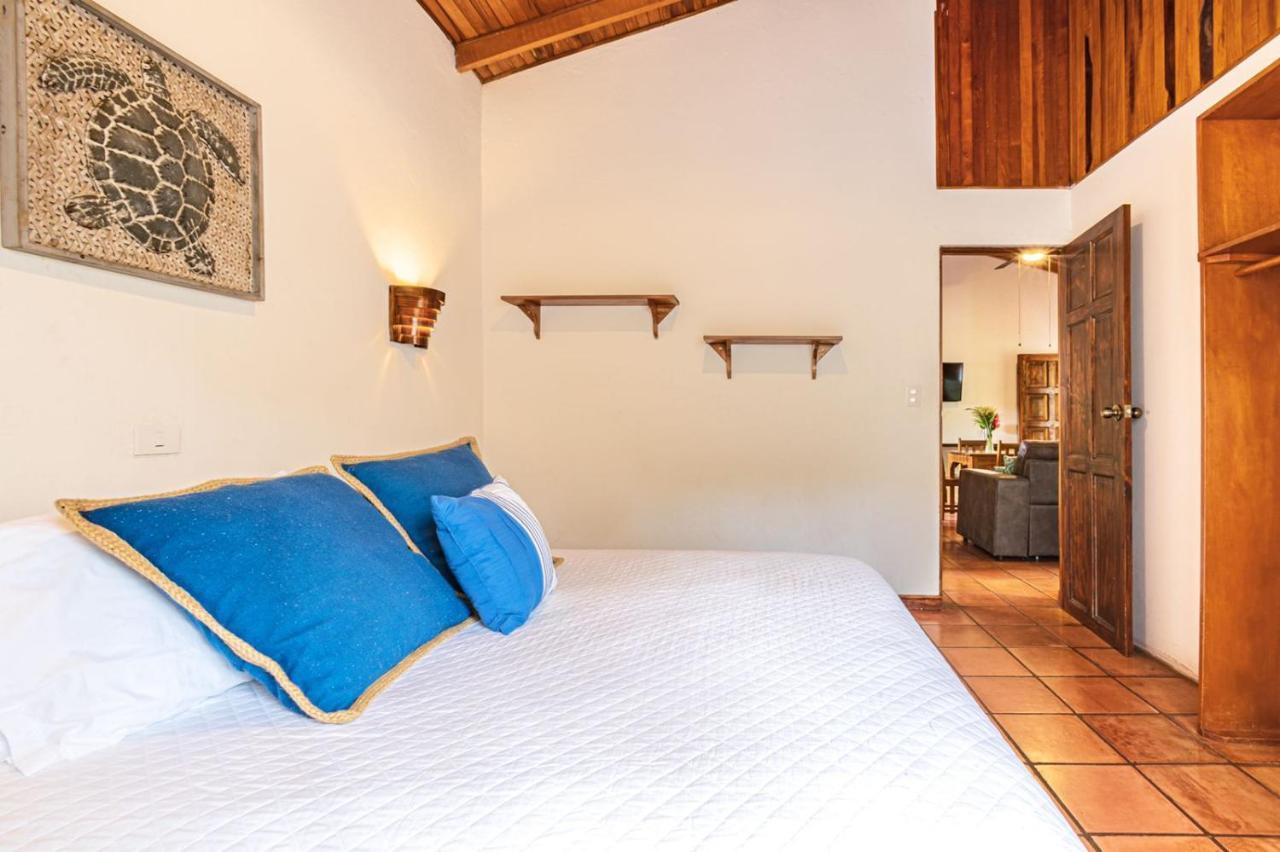 Ola Bonita Beachfront Apart Hotel Playa Hermosa  Exterior photo