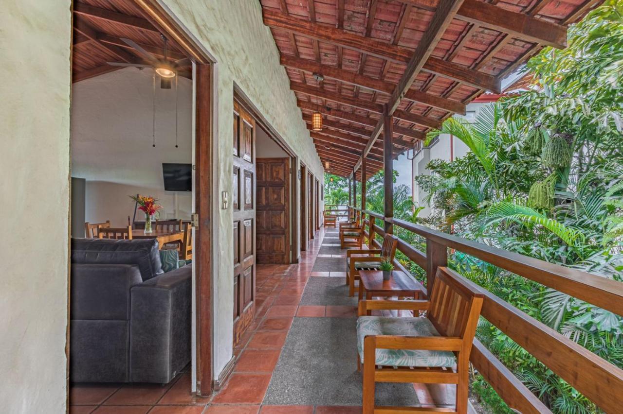Ola Bonita Beachfront Apart Hotel Playa Hermosa  Exterior photo